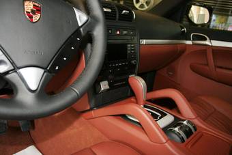 2009 Porsche Cayenne Photos