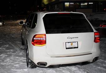 2009 Porsche Cayenne Pictures