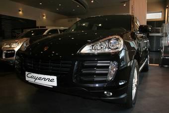 2009 Porsche Cayenne Photos