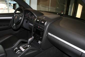 2009 Porsche Cayenne Wallpapers