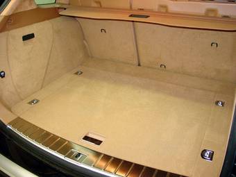 2009 Porsche Cayenne Pictures