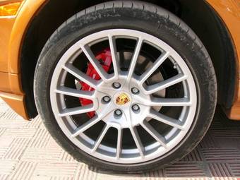 2009 Porsche Cayenne Pictures