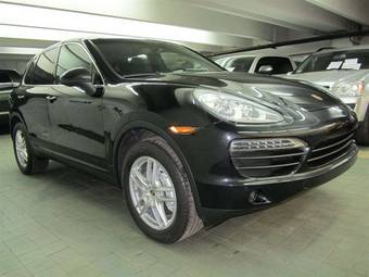 2011 Porsche Cayenne Photos