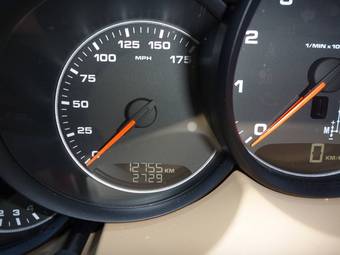 2011 Porsche Cayenne Pictures