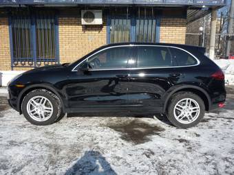 2011 Porsche Cayenne Photos