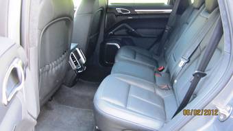 2011 Porsche Cayenne Pics