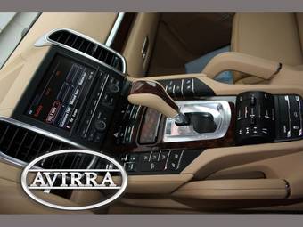 2012 Porsche Cayenne Images