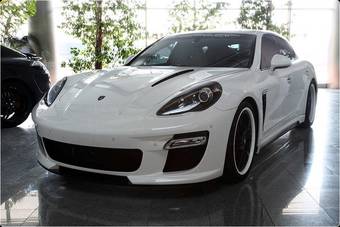 2010 Porsche Panamera Photos