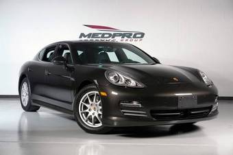 2010 Porsche Panamera Photos