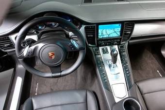 2010 Porsche Panamera Pictures