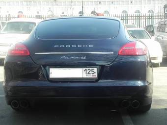 2010 Porsche Panamera Pictures