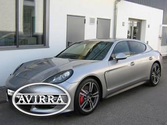 2012 Porsche Panamera Pictures