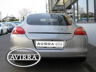 2012 Porsche Panamera Pictures