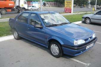 1997 Renault 19 Pics