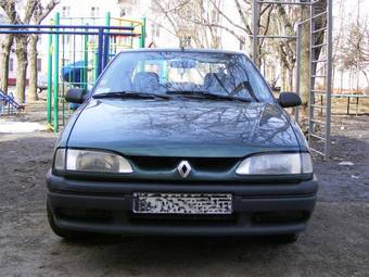 1997 Renault 19 Wallpapers