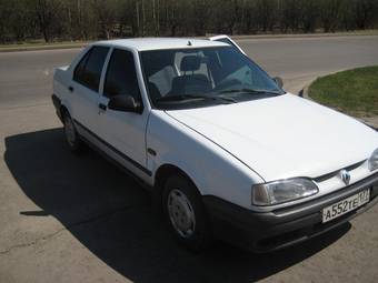 1998 Renault 19 Photos