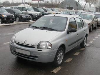 2000 Renault Clio Pictures