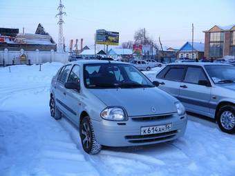 2001 Renault Clio Pics