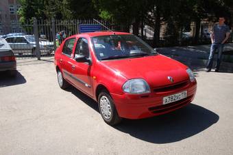 2001 Renault Clio
