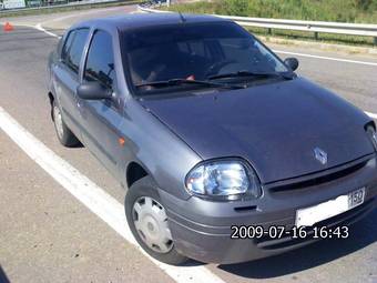 2001 Renault Clio Photos