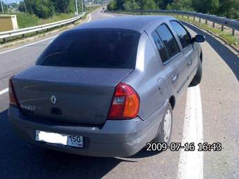 2001 Renault Clio Pictures