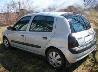2002 Renault Clio Pictures