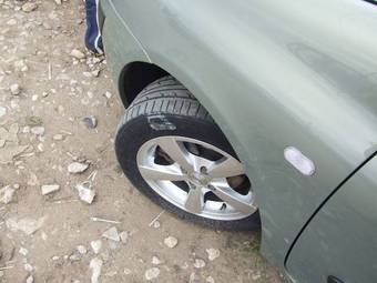 2004 Renault Clio Pictures