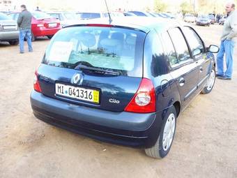 2005 Renault Clio Photos