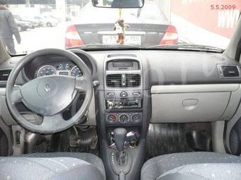 2005 Renault Clio Photos