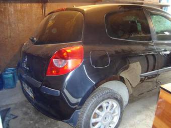 2008 Renault Clio Pictures