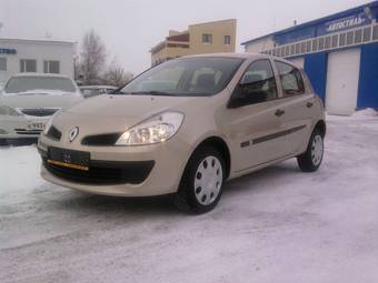 2008 Renault Clio Pictures