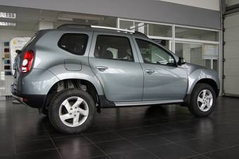 2012 Renault Duster Photos