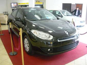 2010 Renault Fluence Photos