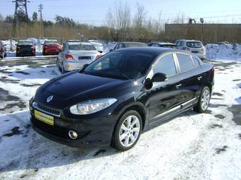 2010 Renault Fluence Pictures