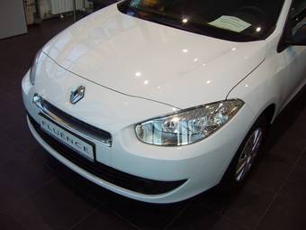 2011 Renault Fluence Photos