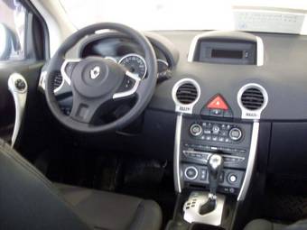 2008 Renault Koleos Photos