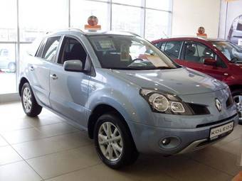 2008 Renault Koleos Photos