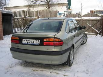 1988 Renault Laguna Photos