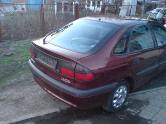 1994 Renault Laguna Pictures