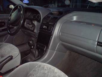 1994 Renault Laguna Pictures