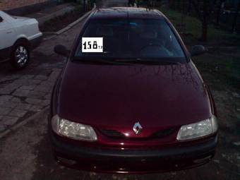 1994 Renault Laguna Photos