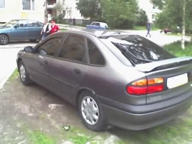 1999 Renault Laguna