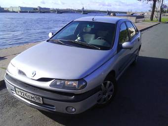 1999 Renault Laguna Pictures