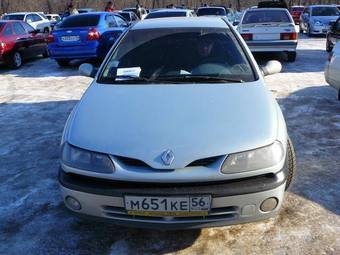 2000 Renault Laguna Pictures