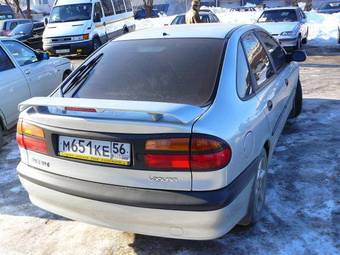 2000 Renault Laguna Pictures