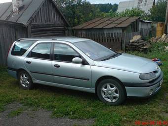 2000 Renault Laguna Pictures