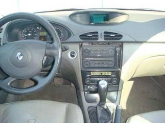 2001 Renault Laguna Wallpapers