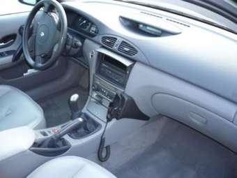 2002 Renault Laguna Pictures