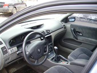 2002 Renault Laguna Photos