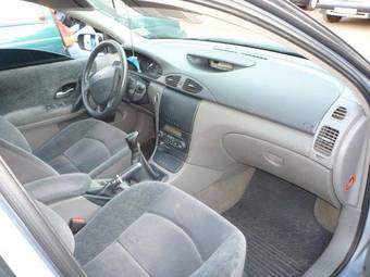 2002 Renault Laguna Pictures